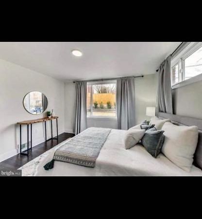 Lovely 1-Bedroom Rental Unit With Free Parking Washington Eksteriør billede