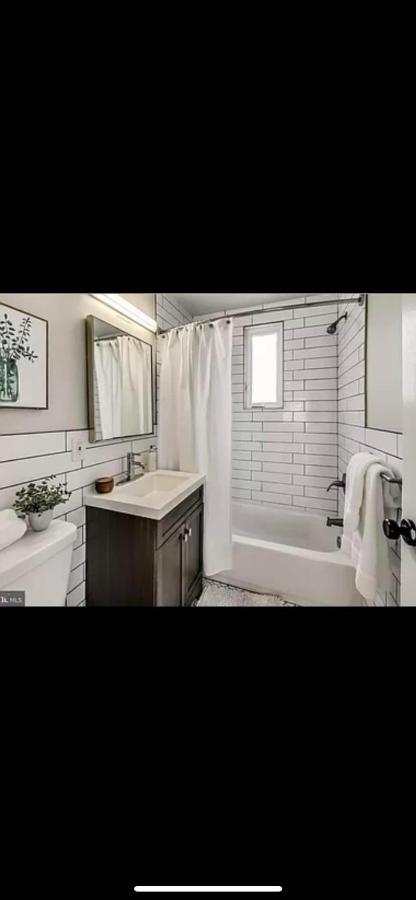 Lovely 1-Bedroom Rental Unit With Free Parking Washington Eksteriør billede